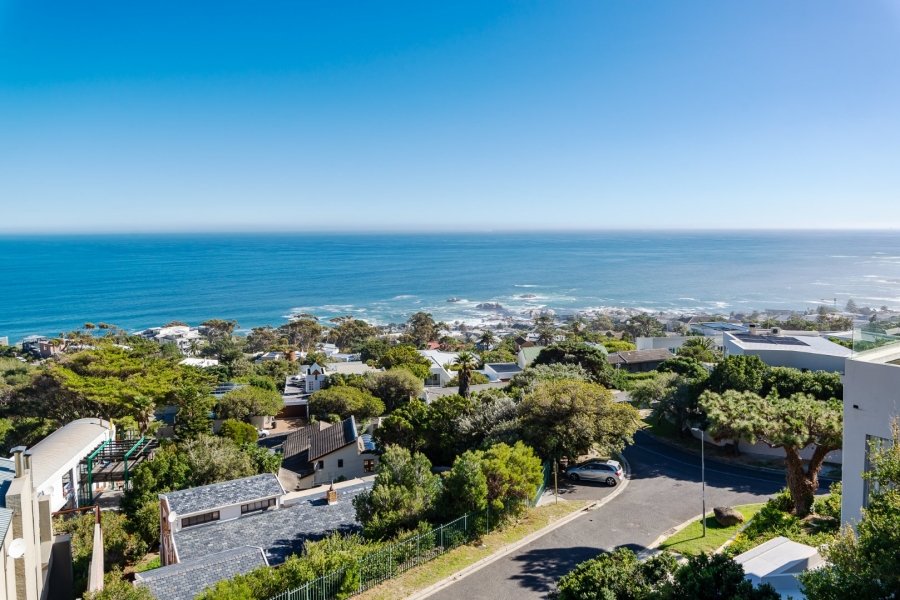 11 Bedroom Property for Sale in Camps Bay Western Cape